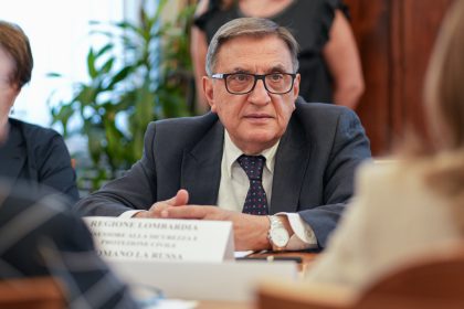L’assessore regionale alla Sicurezza e Protezione civile, Romano La Russa, in foto, è intervenuto a supporto dei volontari che partiranno per il Giubileo 2025 a Roma