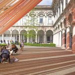 I progetti per le residenze universitarie di tre atenei lombardi sono stati ammessi al cofinanziamento regionale promosso dal Mur. In foto uno dei chiostri dell'Università Cattolica di Milano