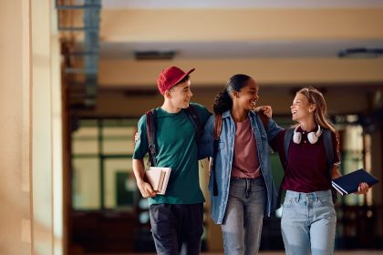Regione Lombardia favorisce l'internazionalizzazione dei suoi studenti: approvate tre delibere che promuovono la formazione all'estero.