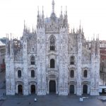 Una veduta aerea e frontale del Duomo di Milano: il Museo è coinvolto in Abbonamento Musei Lombardia