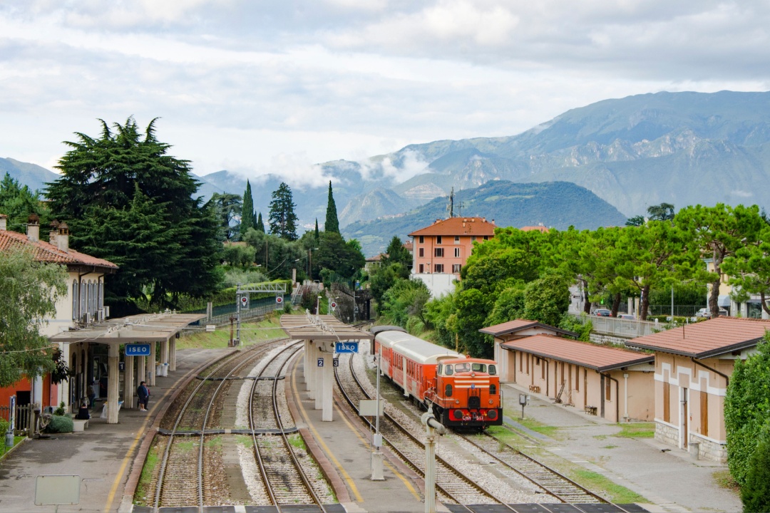 Dal 2 settembre sarà operativa la S31 Brescia – Iseo, la prima linea suburbana del sistema ferroviario bresciano, con un treno ogni 60 minuti per tutta la giornata