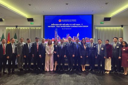 a palazzo lombardia forum italia vietnam