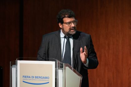 L’assessore all’Ambiente e Clima di Regione Lombardia, Giorgio Maione, interviene all’edizione 2025 del Forum regionale per lo sviluppo sostenibile organizzato alla Fiera di Bergamo