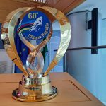 In foto il trofeo che riceverà il vincitore dell'edizione 2025 della gara ciclistica Milano Rapallo presentata a Palazzo Lombardia