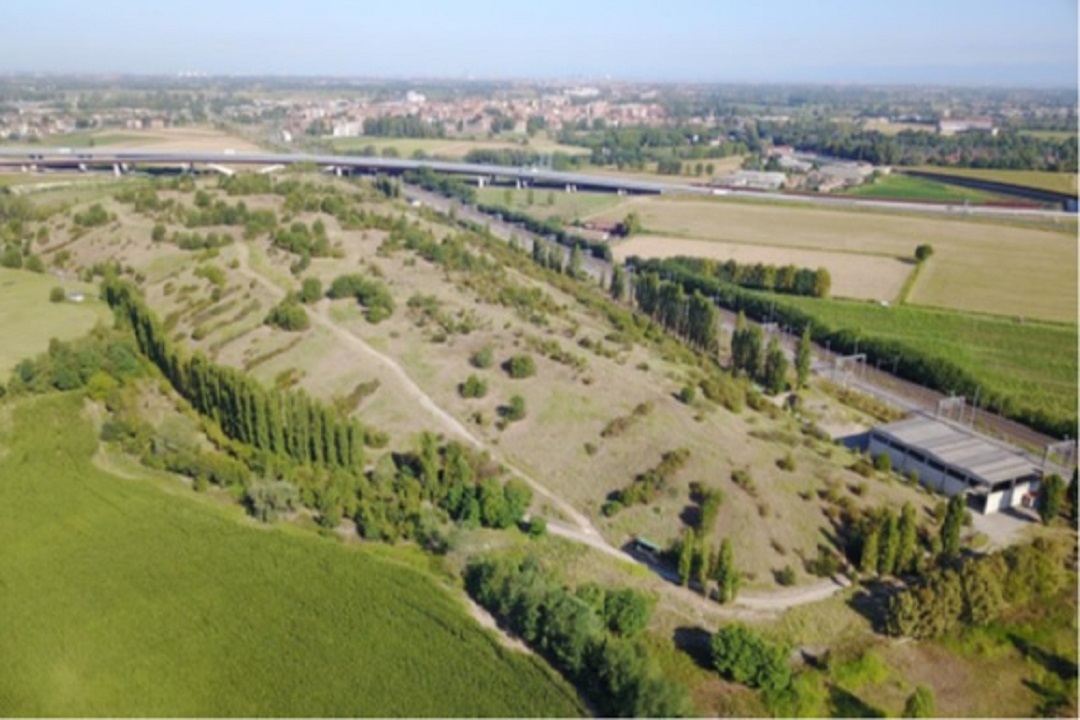 un'immagine dell'ex-discarica di vizzolo predabissi dall'alto attualmente in gestione post operativa