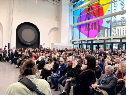 Un momento della presentazione di adi design 2025