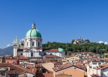 Il 'Patto per la creazione di un sistema di governance turistica per la provincia di Brescia' è stato presentato alla Camera di Commercio. Presente l'assessore regionale al Turismo, Marketing territoriale e Moda Debora Massari.