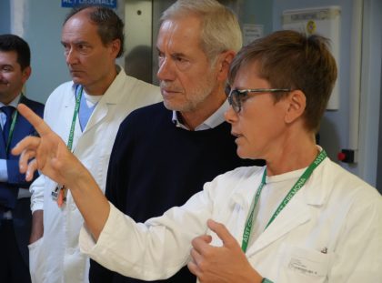 L’assessore regionale al Welfare, Guido Bertolaso, in visita all’ospedale di Cremona