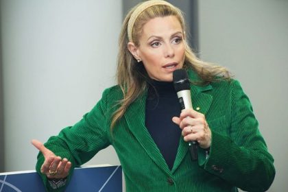 Il sottosegretario alla Presidenza di Regione Lombardia, Federica Picchi, annuncia la graduatoria del bando con i progetti approvati nell'ambito dell'iniziativa 'La Lombardia è dei Giovani'