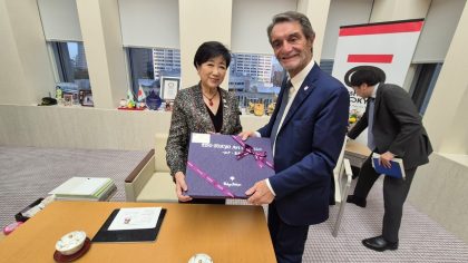 Il presidente Fontana con la governatrice diela prefettura di Tokyo Yuriko Koike