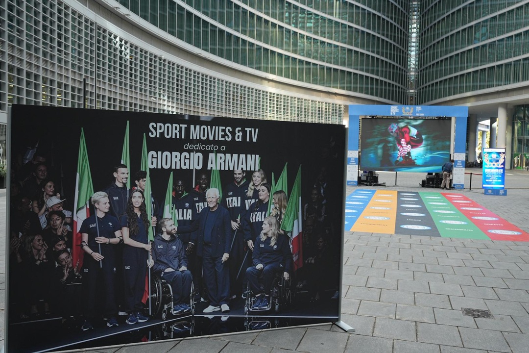 Si è svolta in piazza Città di Lombardia la cerimonia di inaugurazione della 43ª edizione di 'Sport Movies & Tv 2025 – Milano International Ficts Fest'