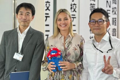L’assessore regionale all’Istruzione Simona Tironi nel corso della visita a Osaka (Giappone)