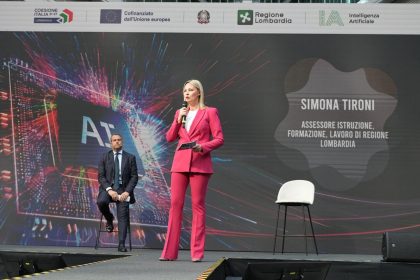 L’assessore regionale all’Istruzione, Formazione e Lavoro, Simona Tironi, interviene all’evento ‘Intelligenza artificiale, strumento per una nuova didattica’ organizzato in piazza Città di Lombardia, a Milano