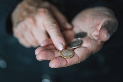 piano contro la povertà lombardia