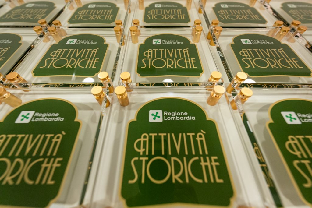 Tappa a Brescia per l’evento itinerante con cui Regione Lombardia premia sui territori le attività storiche riconosciute nel 2025