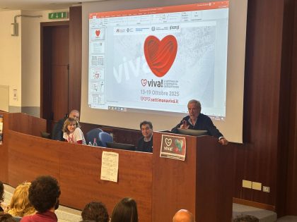 L’assessore regionale al Welfare, Guido Bertolaso, in foto all’evento 'Viva! La settimana per la rianimazione cardiopolmonare', promosso dal Policlinico di Milano all'interno della Clinica Mangiagalli