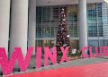 Il presidente Attilio Fontana presenta 'Natale a Palazzo Lombardia', una festa a tema Winx con esibizioni di pattinaggio sul ghiaccio.