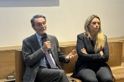In foto il presidente della Regione Lombardia, Attilio Fontana, durante la presentazione dei ‘Giochi della Cultura’ in Triennale Milano, insieme all’assessore regionale alla Cultura, Francesca Caruso