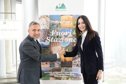 Con Trenord alla scoperta di luoghi e sapori di Lombardia: le direzioni nella nuova guida 'Fuori stazione', realizzata con Lonely Planet.