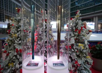 A Palazzo Lombardia il via agli auguri di Natale