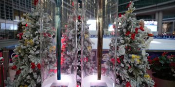 A Palazzo Lombardia il via agli auguri di Natale