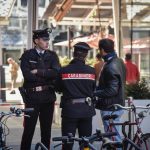 Nella foto Ansa i rilievi in piazza Gae Aulenti a Milano dove è stata accoltellata una donna cui hanno espresso vicinanza il presidente Fontana e la Giunta regionale