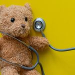 Da Regione Lombardia il bando 'Oltre la cura' per i piccoli pazienti oncologici e le loro famiglie