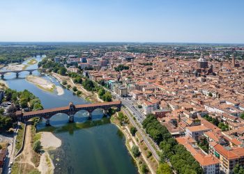 pavia veduta dall'alto per dare notizia di misure antinquinamento disattivate a pavia