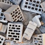 immagine generica di rifiuti per dare idea di interventi di gestione rifiuti a Brescia , misura al centro della delibera di giunta