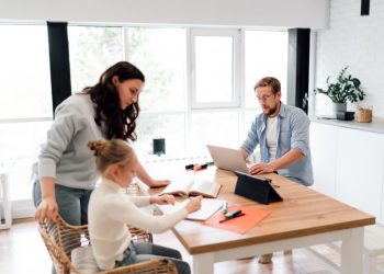 Regione Lombardia ha approvato le 'Linee guida dei Piani Territoriali di Conciliazione vita-lavoro 2025–2027.