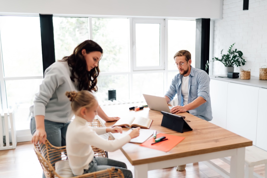 Regione Lombardia ha approvato le 'Linee guida dei Piani Territoriali di Conciliazione vita-lavoro 2025–2027.