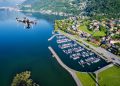 immagine del drone sul lago di Como per dare l'idea del bando su innovazioni per gestione rischi naturali in lombardia