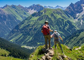 Trentatré nuovi professionisti abilitati tra Guide Alpine e Maestri di Alpinismo pronti a operare in Lombardia.