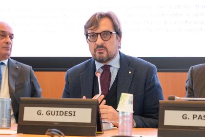 L’assessore regionale Guido Guidesi ha presentato i dati congiunturali del terzo trimestre 2025 relativi alla manifattura lombarda