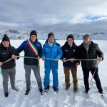 In foto il taglio del nastro del bacino di innevamento a Livigno con il presidente della Regione Lombardia, Attilio Fontana, e l’assessore regionale alla Montagna Massimo Sertori