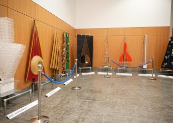 A Palazzo Lombardia due mostre 'natalizie' visitabili fino a gennaio 2026