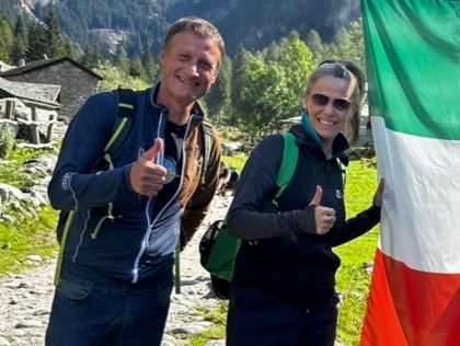 Trentatré nuovi professionisti abilitati tra Guide Alpine e Maestri di Alpinismo pronti a operare in Lombardia. Lo fa sapere Federica Picchi (a destra nella foto) sottosegretario alla Presidenza della Regione Lombardia con delega a Sport e Giovani.