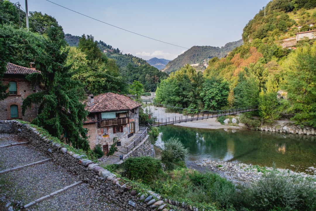 Regione Lombardia stanzierà 180.000 euro per consentire la riapertura della strada tra Ubiale e Clanezzo, chiusa per dissesto dal 16 novembre.