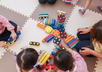 Riaperti, da Regione Lombardia, i termini per le famiglie per aderire a Nidi Gratis Plus 2025-2026