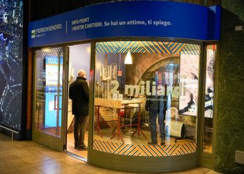 foto generica inaugurazione infopoint cantieri alla stazione Cadorna in Lombardia