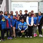 In foto il campione olimpico Marcell Jacobs con dei ragazzi durante l’evento 'Sprint finale verso Milano Cortina 2026' in piazza Città di Lombardia