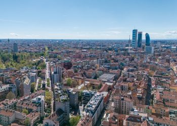 veduta di Milano dall'alto dove sono state disattivate misure antinquinamento