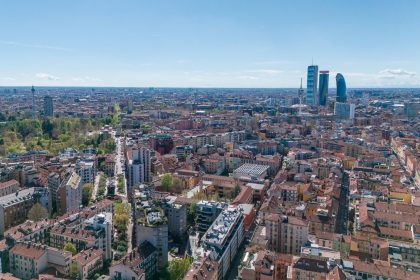 veduta di Milano dall'alto dove sono state disattivate misure antinquinamento