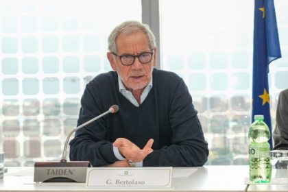 Bertolaso in una foto generica commenta la delibera sulla cabina di regia sanitaria per le Olimpiadi