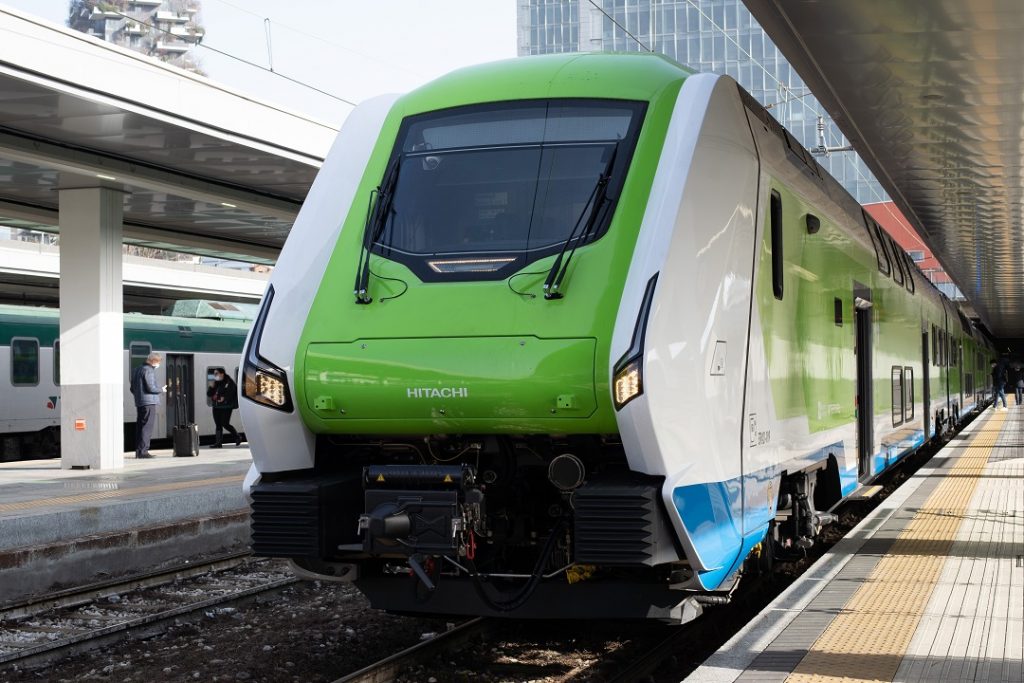 Dal 15 dicembre 2024, il servizio RegioExpress Milano-Bolzano ha saputo intercettare le esigenze di pendolari, viaggiatori e turisti