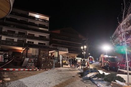 Il luogo della tragedia a Crans-Montana (nella foto Ansa) in Svizzera per cui la Protezione civile della Lombardia si è mobilità anche con psicologhe dell'emergenza