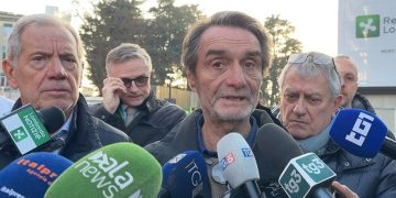 Il presidente della Lombardia, Attilio Fontana, a Niguarda per parlare con chi cura i feriti di Crans-Montana. Con lui l'assessore al Welfare, Guido Bertolaso