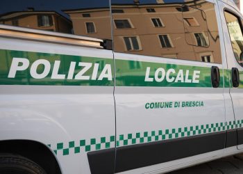 In foto un mezzo di Polizia locale al centro del nuovo bando 2027 dedicato alle dotazioni tecnico strumentali