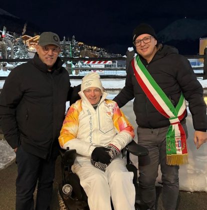 Sertori con Melazzini all'accensione della fiamma olimpica a livigno