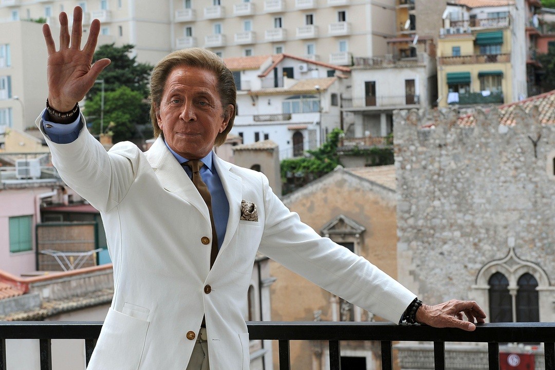 Valentino Garavani, per la scomparsa dello stilista il cordoglio del presidente Fontana e della Giunta della Lombardia (foto Ansa)